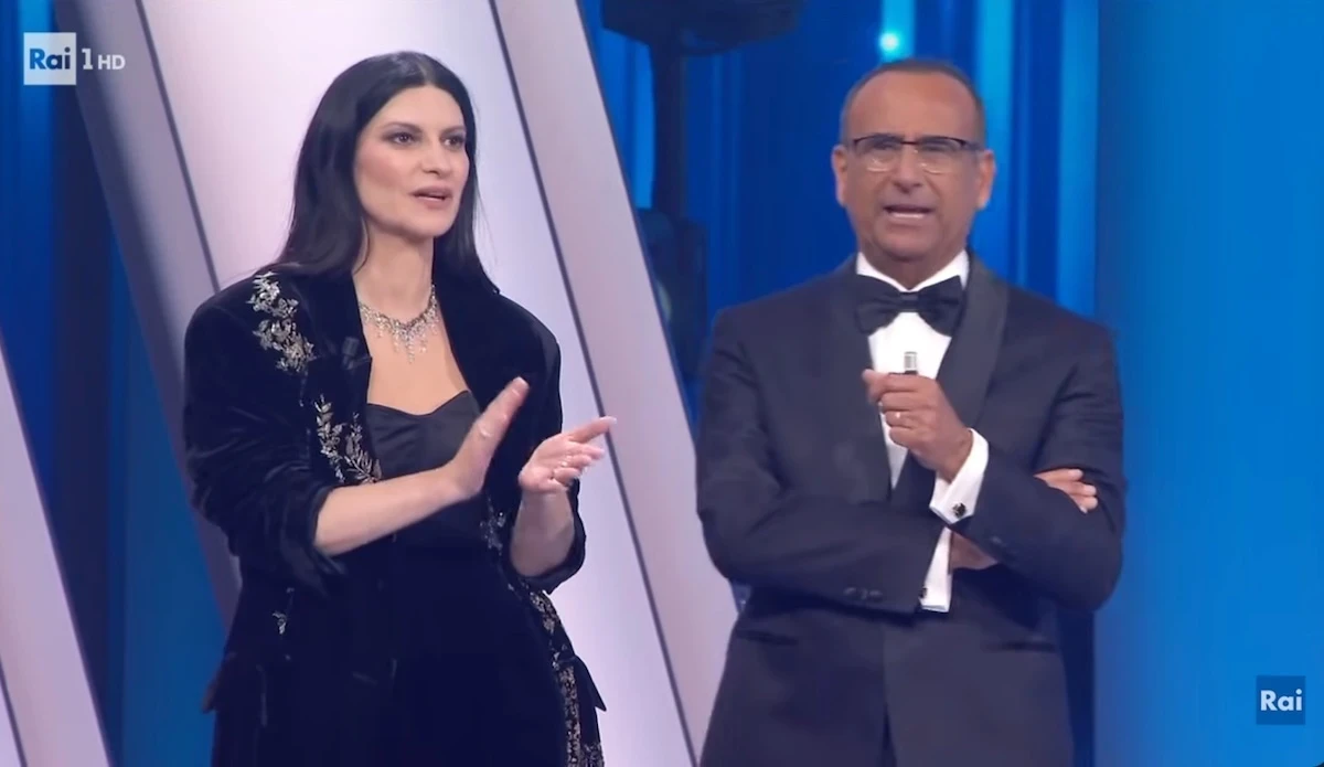Festival di Sanremo 2026, l'Ariston durante la seconda serata