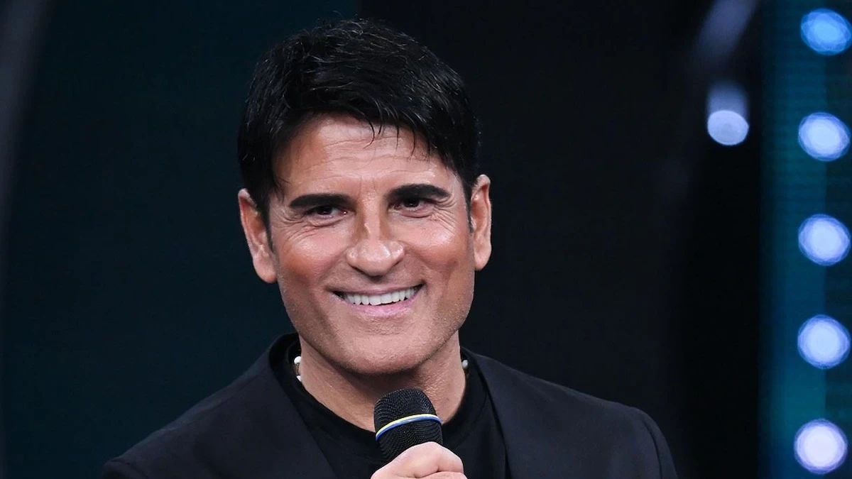 Chi è Sal Da Vinci a Sanremo 2026: età, altezza, peso, nome vero, origini, moglie e figli