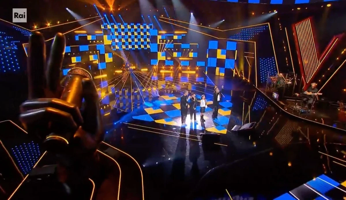 The Voice Generations, Marco Venturini con la moglie Maddalena Malizia e i figli Manuel e Mia sul palco