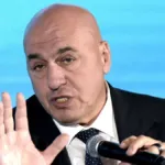 “So cose che non mi fanno dormire.” Le inquietanti dichiarazioni di Crosetto. Cosa ha detto