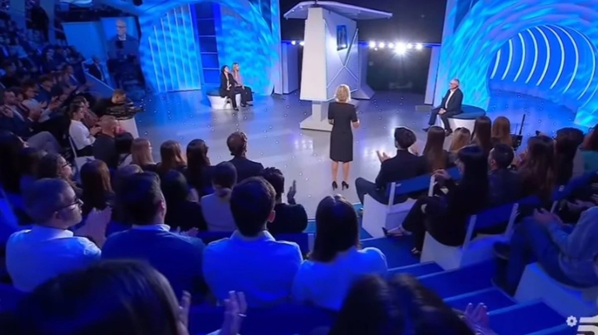 “Se n’è andata”. C’è posta per te, la signora Maria lascia lo studio