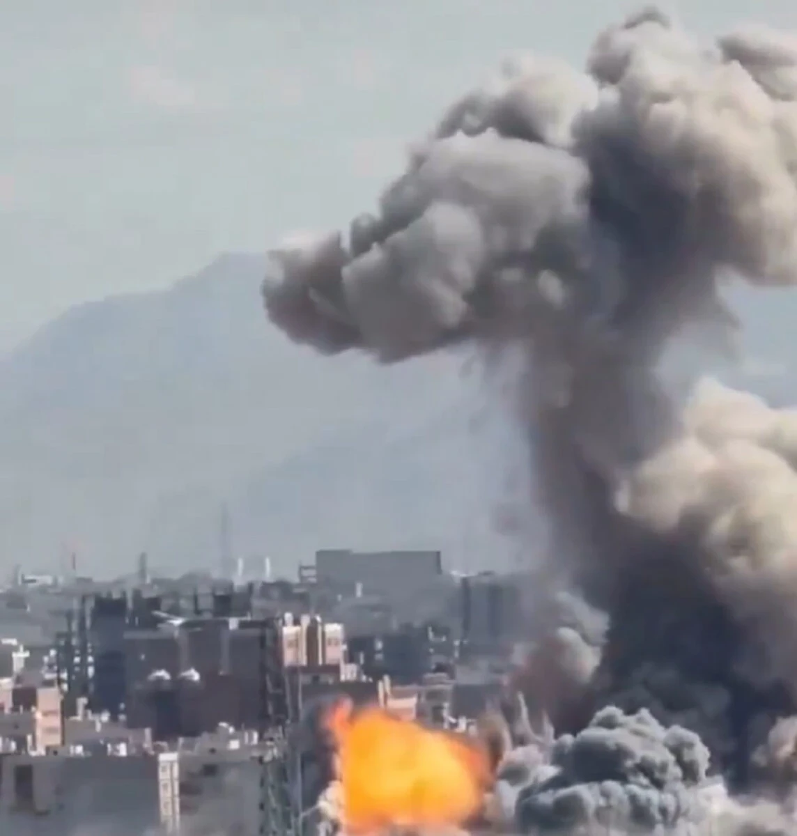 Guerra in Iran, immagini del conflitto e della crisi in Medio Oriente