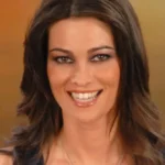 Manuela Arcuri e l’ex marito, accordo raggiunto: 6mila euro al mese e la villa di Roma