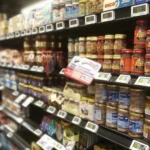 Tonno ritirato dai supermercati, la marca famosa: “Buttatelo!”