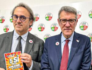 “Sospeso anche lui dal Parlamento”: l’annuncio sul politico italiano è appena arrivato. Cosa ha fatto