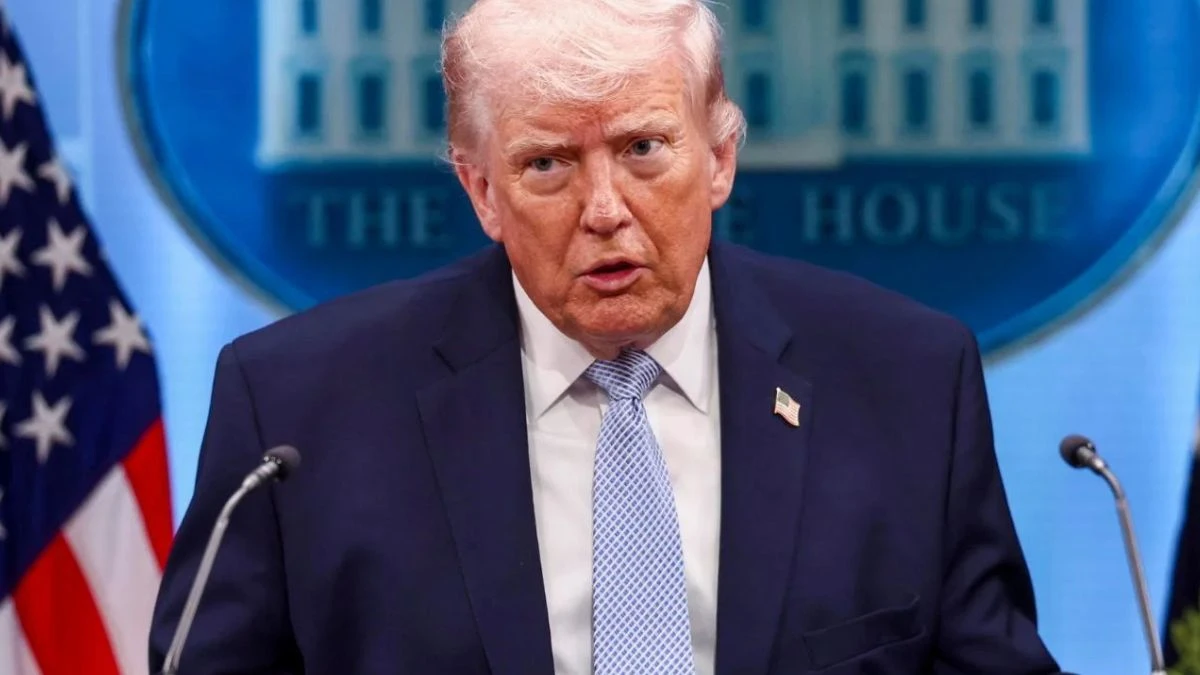 Trump dichiara guerra al mondo: “Tutto bloccato!” Ipotesi diesel a 3€