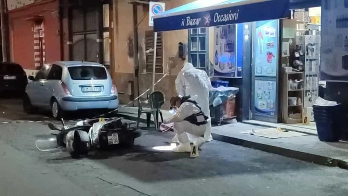 “Aiutatemi”. Entra in un negozio piena di sangue, orrore in Italia: chi l’ha ridotta così, follia