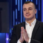 Che tonfo! Torna Casalino, ma torna male. Che fine ha fatto l’ex reuccio di Palazzo Chigi