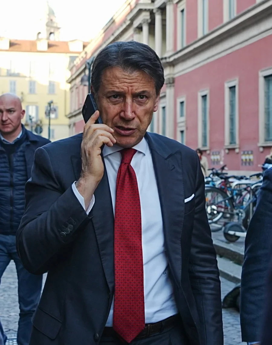 Conte incontro Zampolli