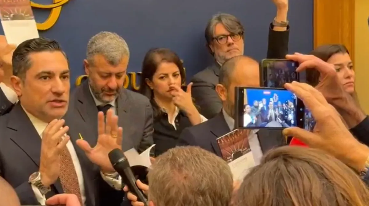 Deputati sospesi: le parole di Bakkali e Cuperlo sorprendono