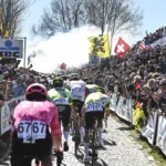 Infarto durante la gara. Malore fatale al Giro di Fiandre: “Capita troppo spesso”