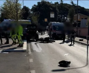 Incidente stradale mortale, tragedia nel giorno di Pasqua: un morto e 5 feriti