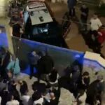 Tentano il furto in villa, poi l’incubo: circondati da decine di persone