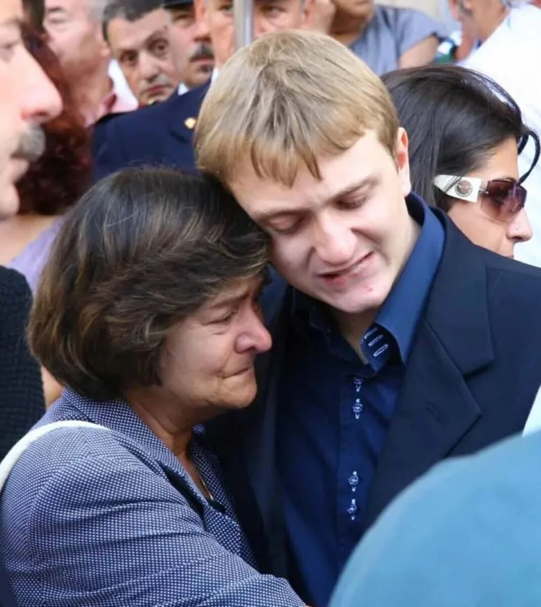 La madre di Alberto Stasi al centro del dibattito televisivo sul caso Garlasco