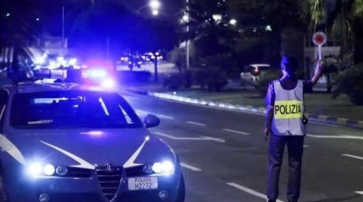 Sale in auto con un ubriaco e fa causa dopo l’incidente: il giudice dimezza il risarcimento