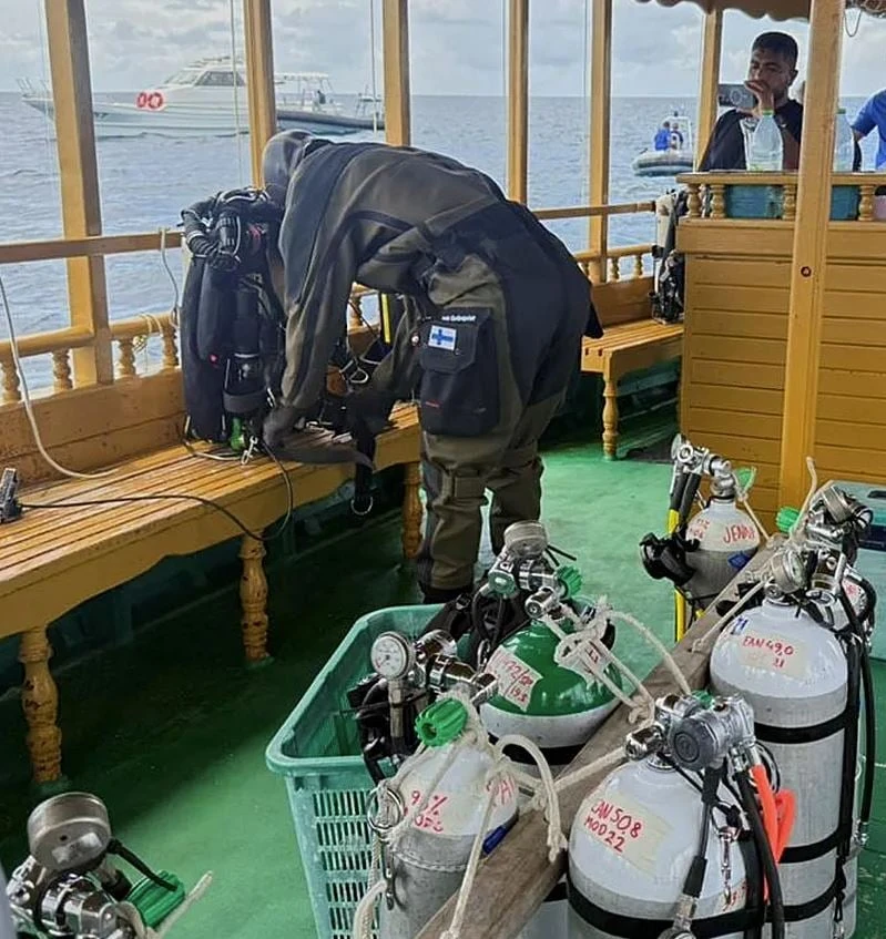 Recupero corpi sub italiani Maldive