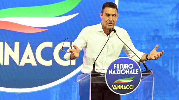 Vannacci, colpo di scena nei sondaggi: cambia tutto