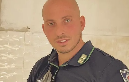 Auto non si ferma all’alt, poi la tragedia: Francesco muore così