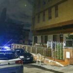 Strage in casa, sterminata una famiglia: si cerca il killer in fuga