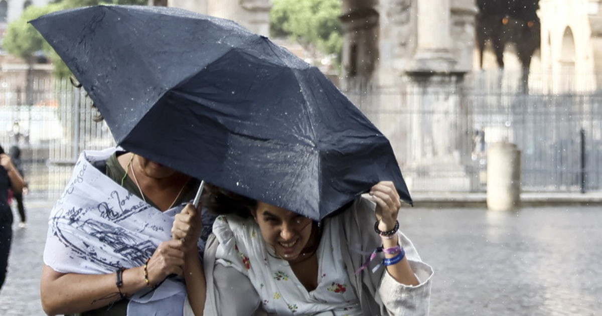 Meteo, il caldo ha le ore contate: quando crollano le temperature