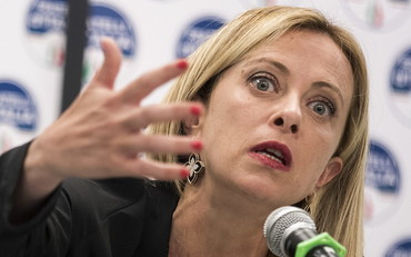 Meloni furiosa dopo il voto: caccia ai franchi tiratori, spunta anche l’ipotesi clamorosa