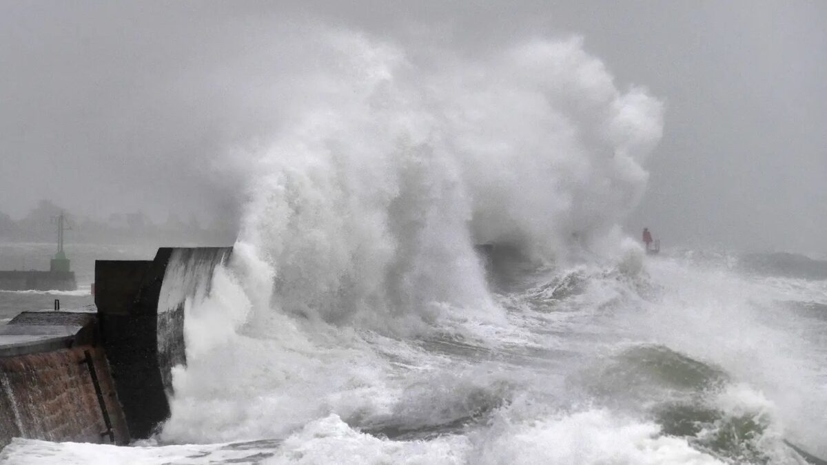 Meteo, arrivano temporali violentissimi: le regioni dove il maltempo farà più paura