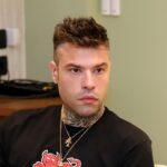 Fedez in ospedale a Milano: trasportato in ambulanza