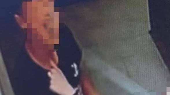 Italia, 22enne aggredita nell’androne di casa: chi è stato arrestato